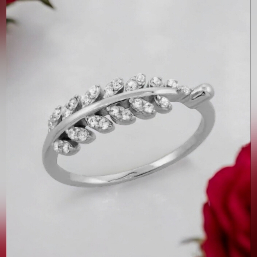 Intricate Silver Leaf Ring Size 5 - Picture 2 of 4